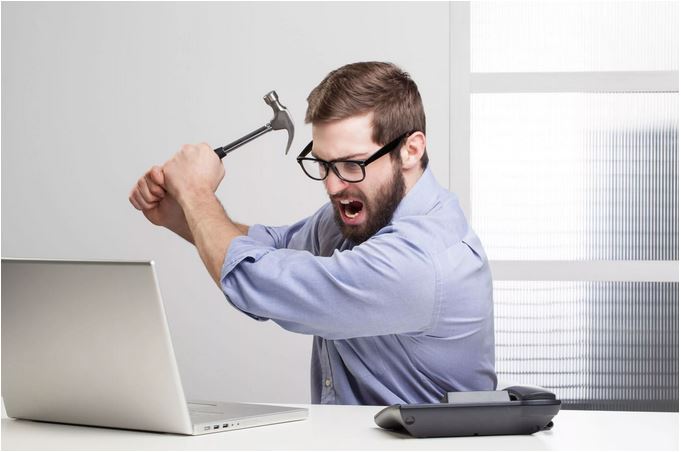 نشانه های خرابی هارد درایو